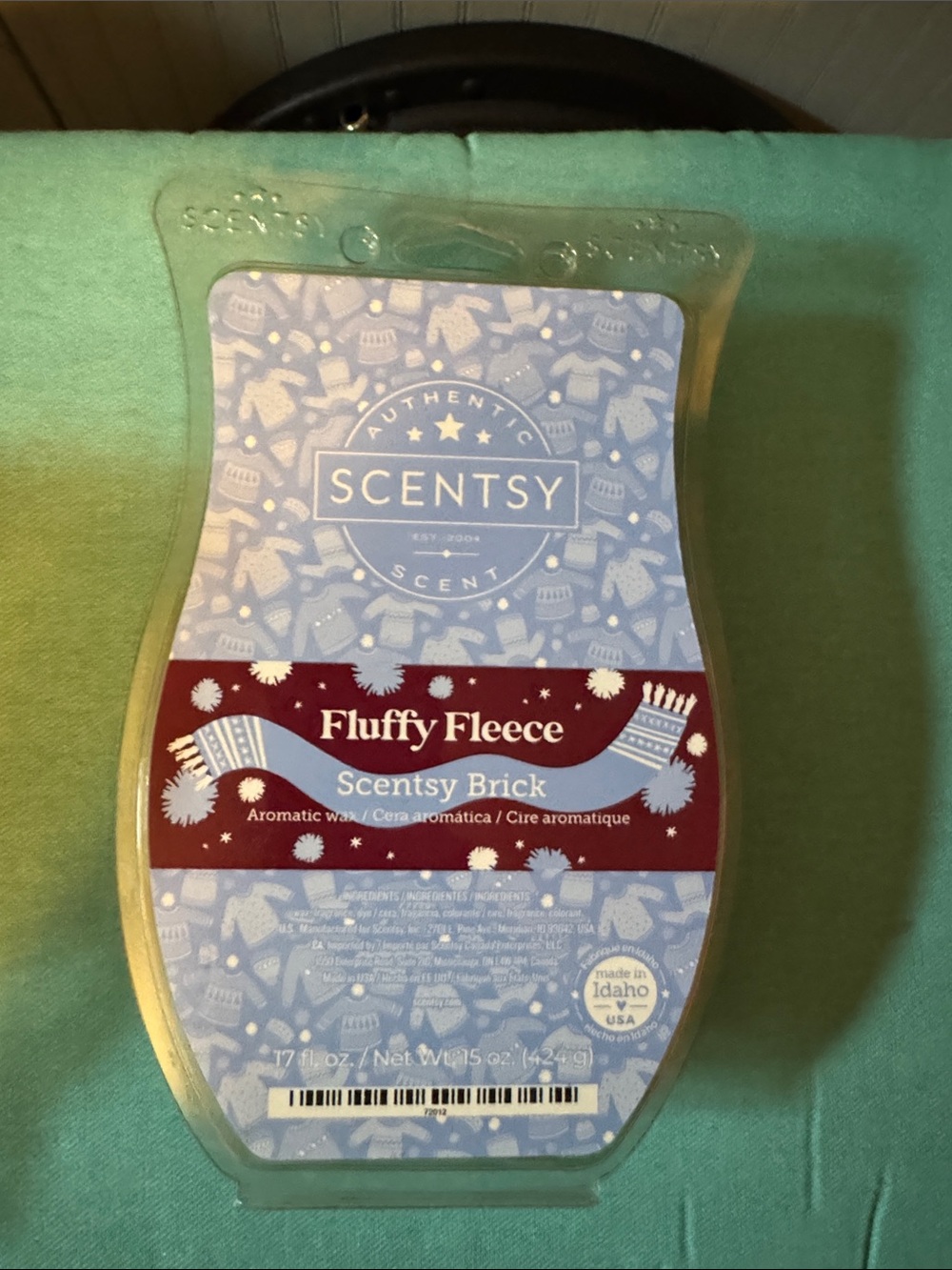 Scentsy Fluffy Fleece Brick - Light Blue and Maroon